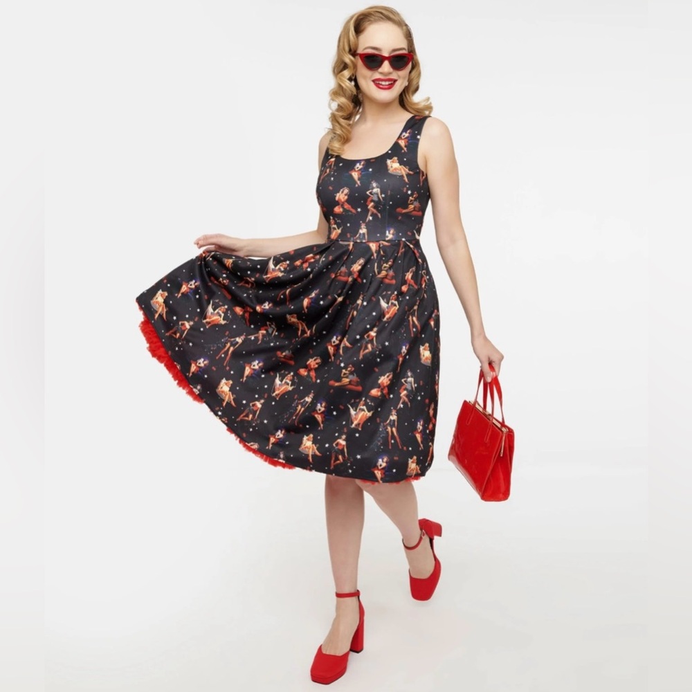 1950s PINUP MODEL PRINT AMANDA SWING DRESS